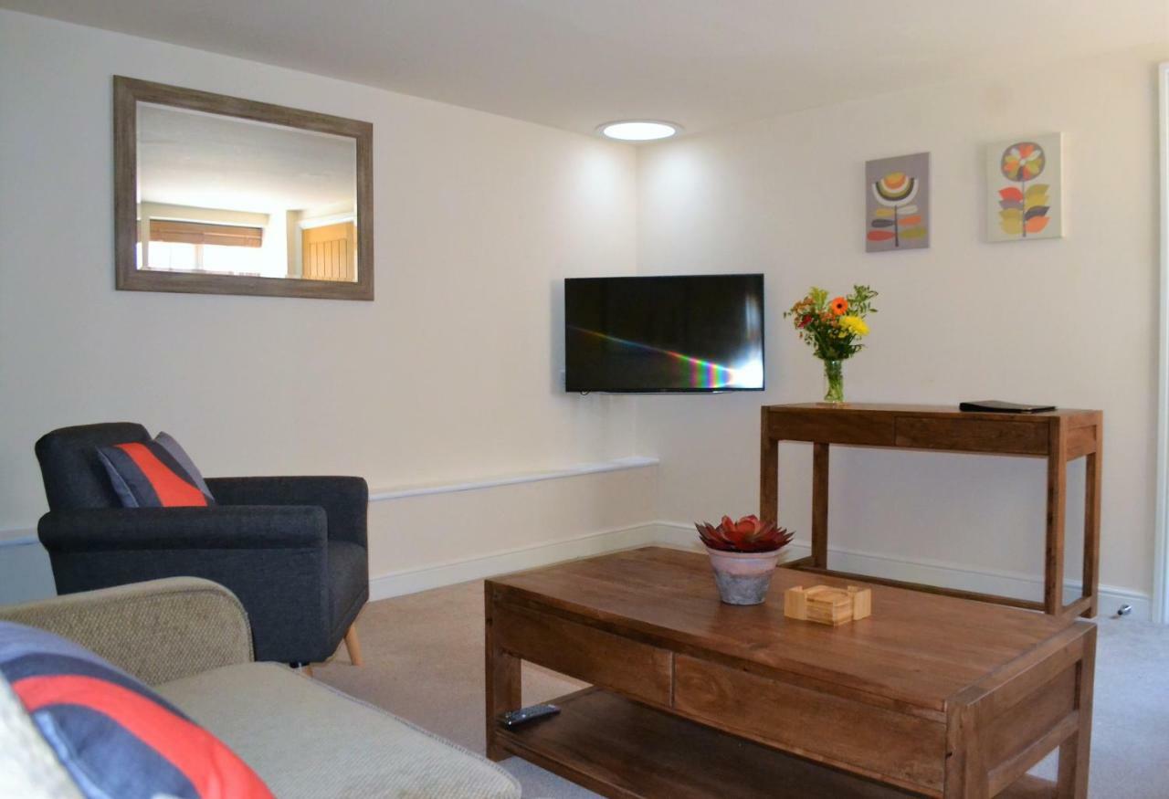 The Old Bottle Store - 2 Double Bedrooms, 2 Bathrooms, St Ives, Cambridgeshire Σεντ Άιβς Εξωτερικό φωτογραφία